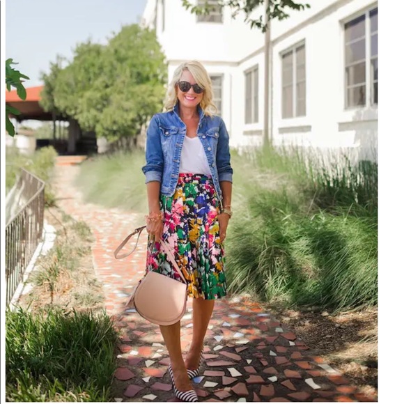 Love Bright✿Floral Print Comfy HighRise, Long Flowy Bermuda Shorts w/Pockets| HP - Picture 14 of 16